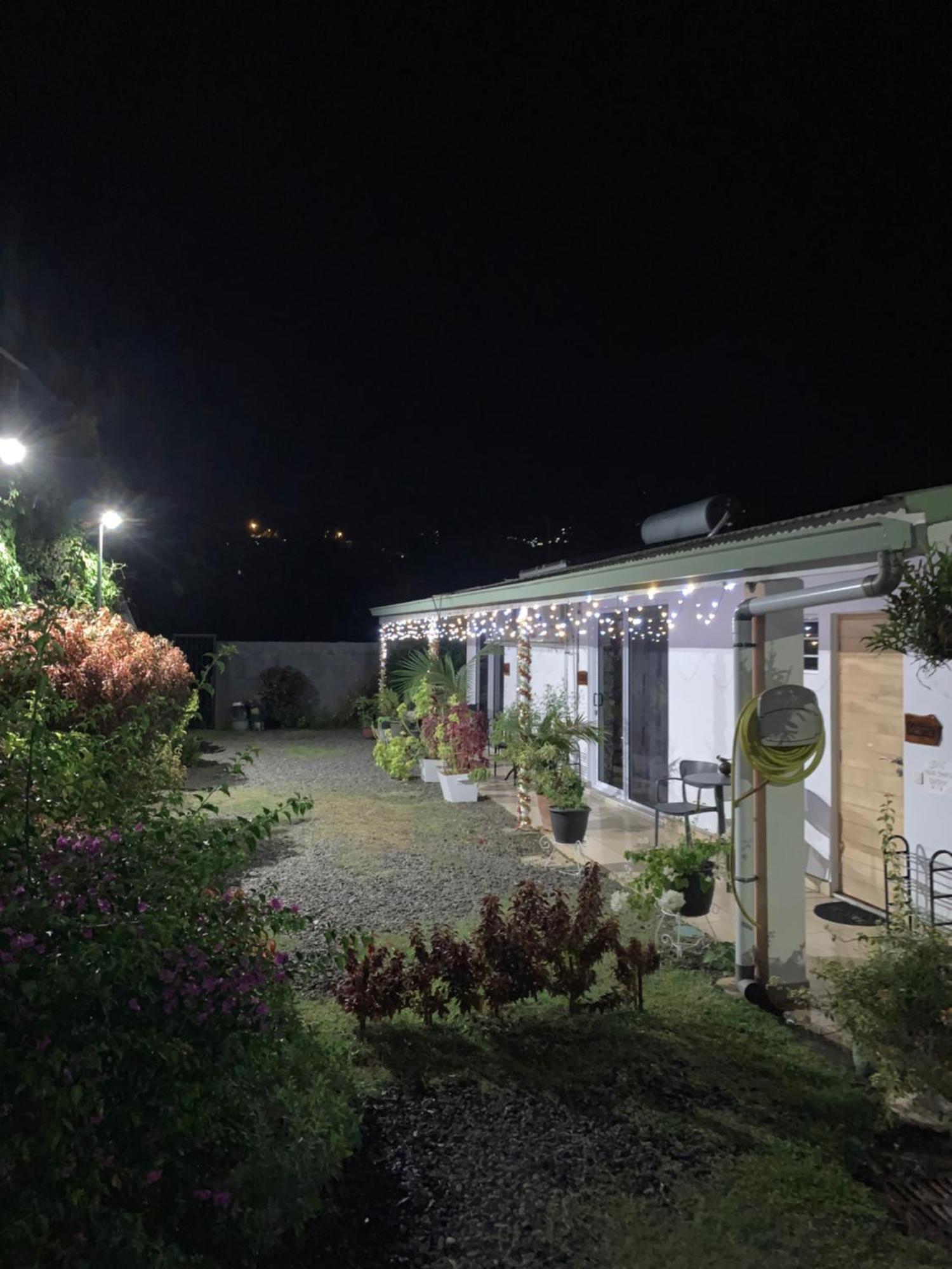 A TOMO MAI Homestay Faaa Luaran gambar